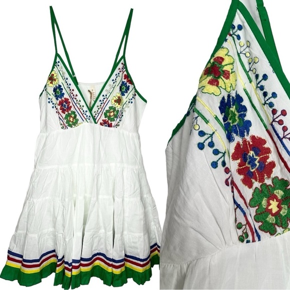 NWT RAGA Embroidered Baby Doll Boho Anthropologie Mini Sun Dress Size Medium - Picture 1 of 10
